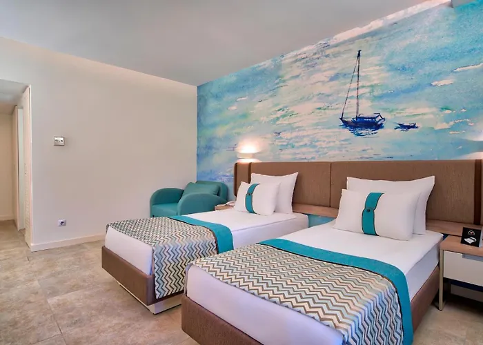 Pirate\'S Beach Club