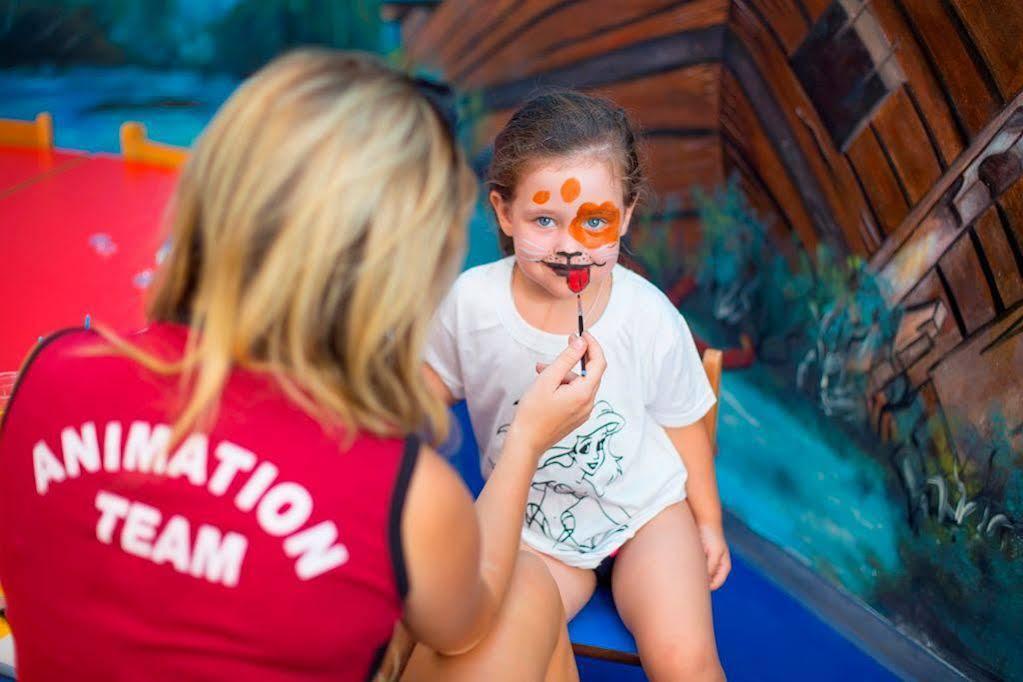 Курортний комплекс Pirate's Club Текірова