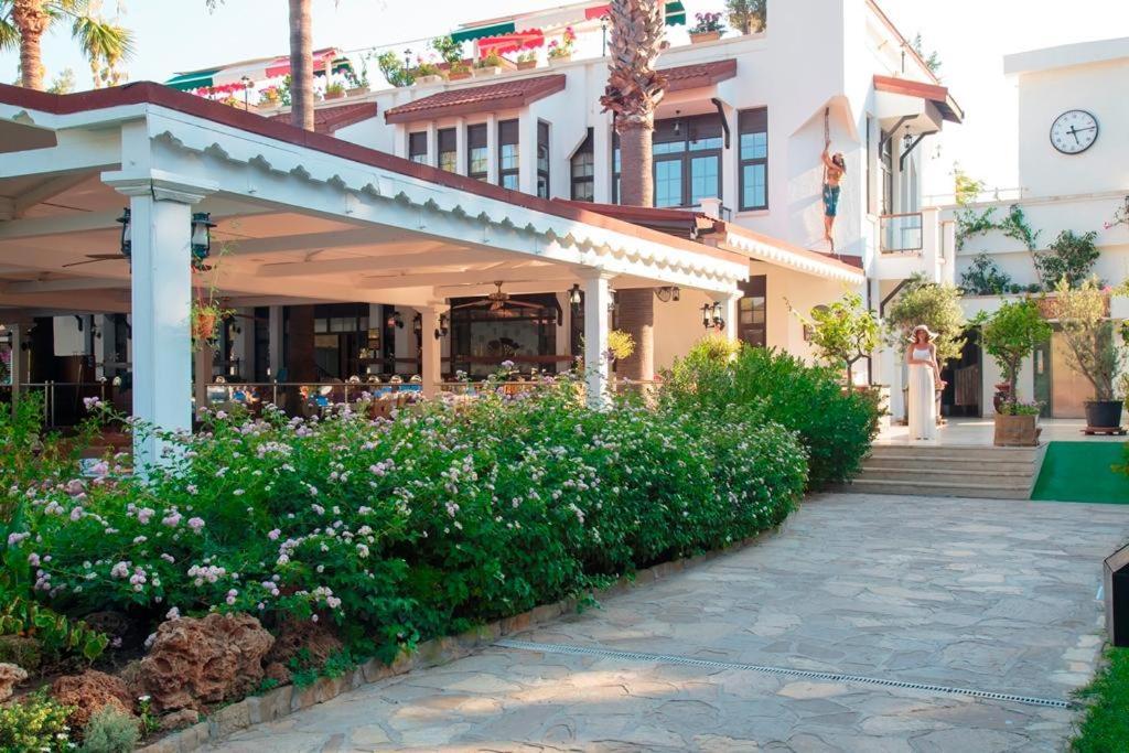 Pirate's Club Курортний комплекс Текірова