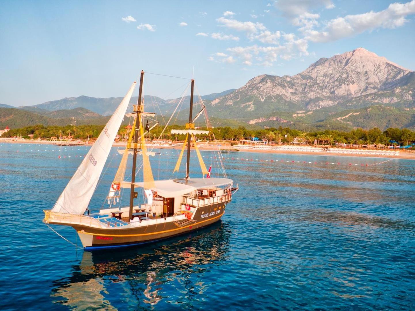 Курортний комплекс Pirate's Club
